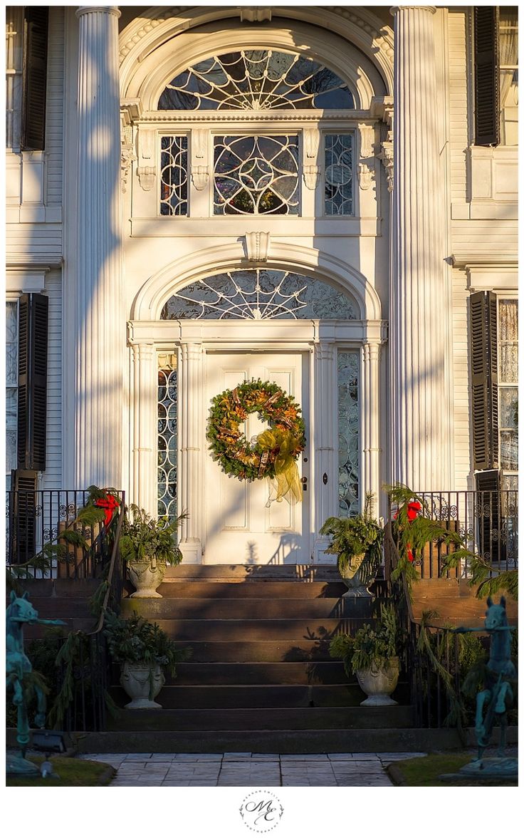 How to Decorate Home For Christmas in Rhode Island