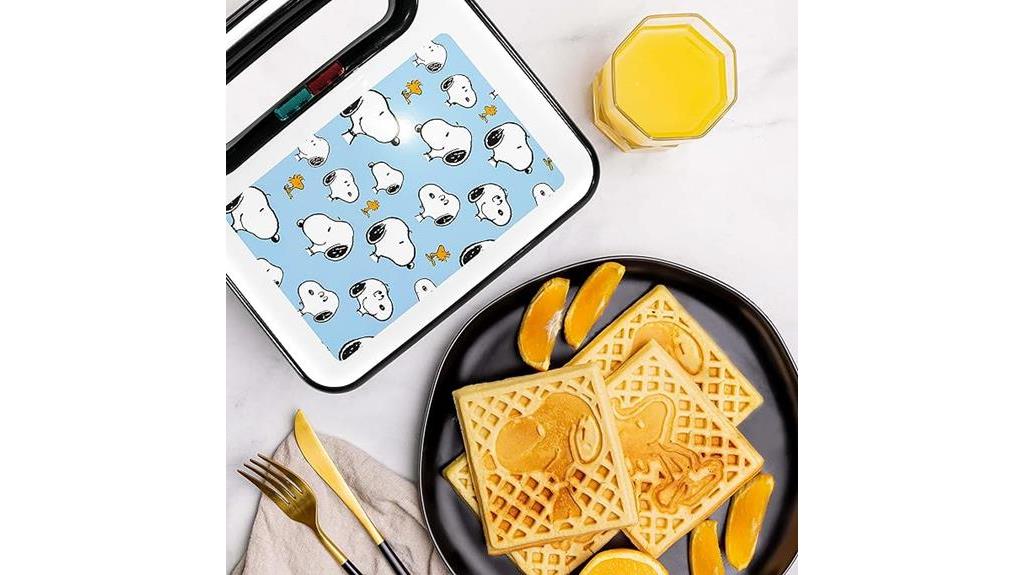 peanuts themed waffle maker