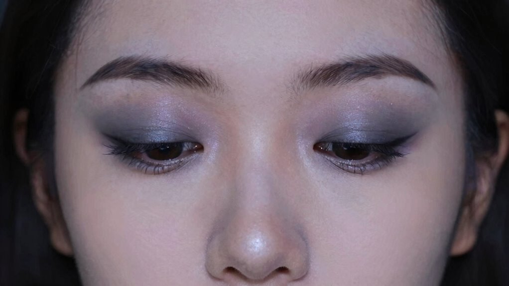 adjust makeup for lighting