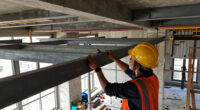 NYC buildings evacuated after construction workers find buckling beams on 21st floor in Midtown East
